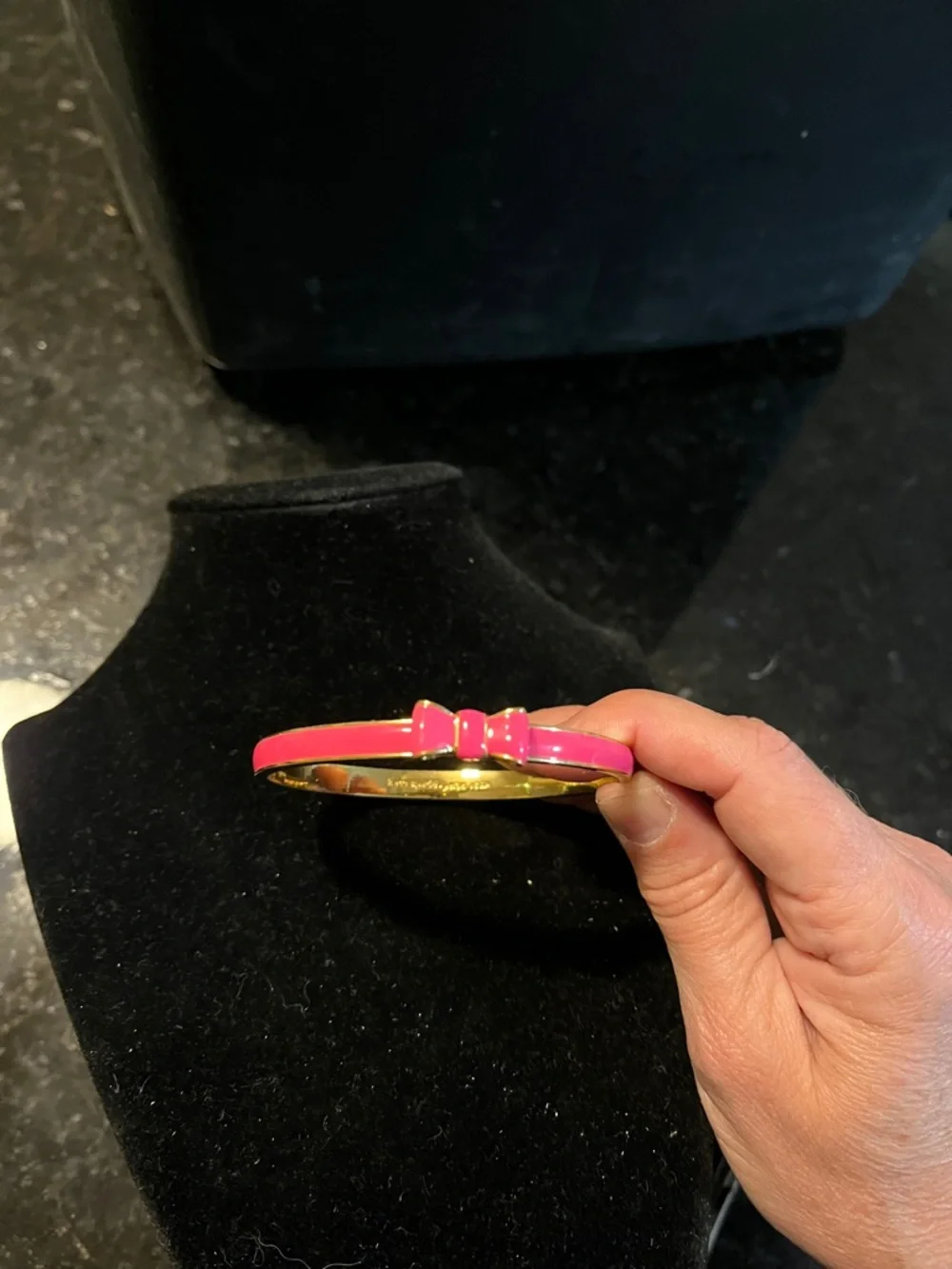 Kate Spade Take a Bow Bangle Bracelet - Picture 1 of 2